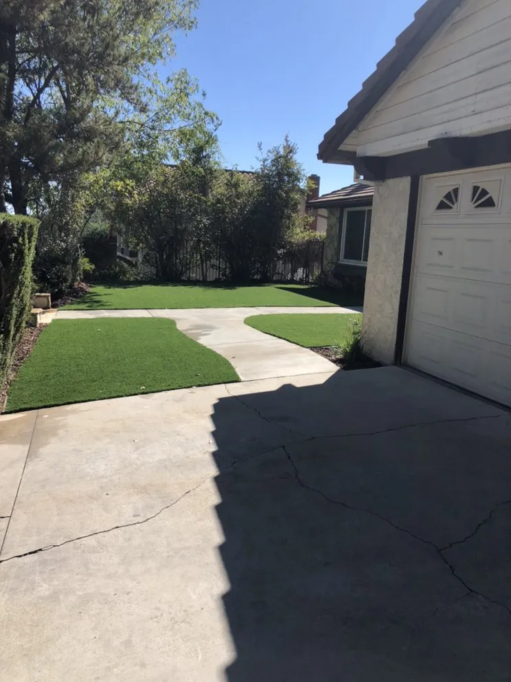 Affordable garden landscaping near you in Newhall, CA by Ceron Landscaping