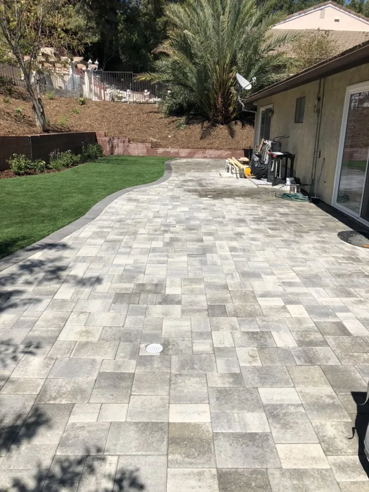 Local lawn mowing service experts serving Newhall, CA - Ceron Landscaping