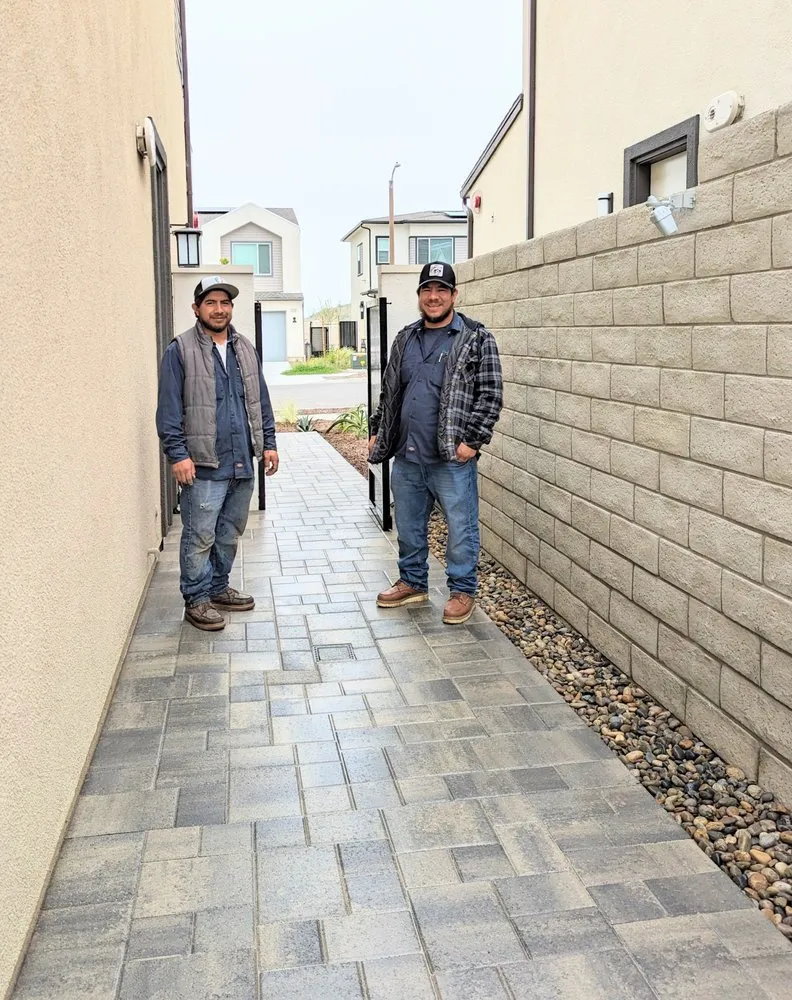 Custom residential landscaping experts serving Newhall, CA - Ceron Landscaping