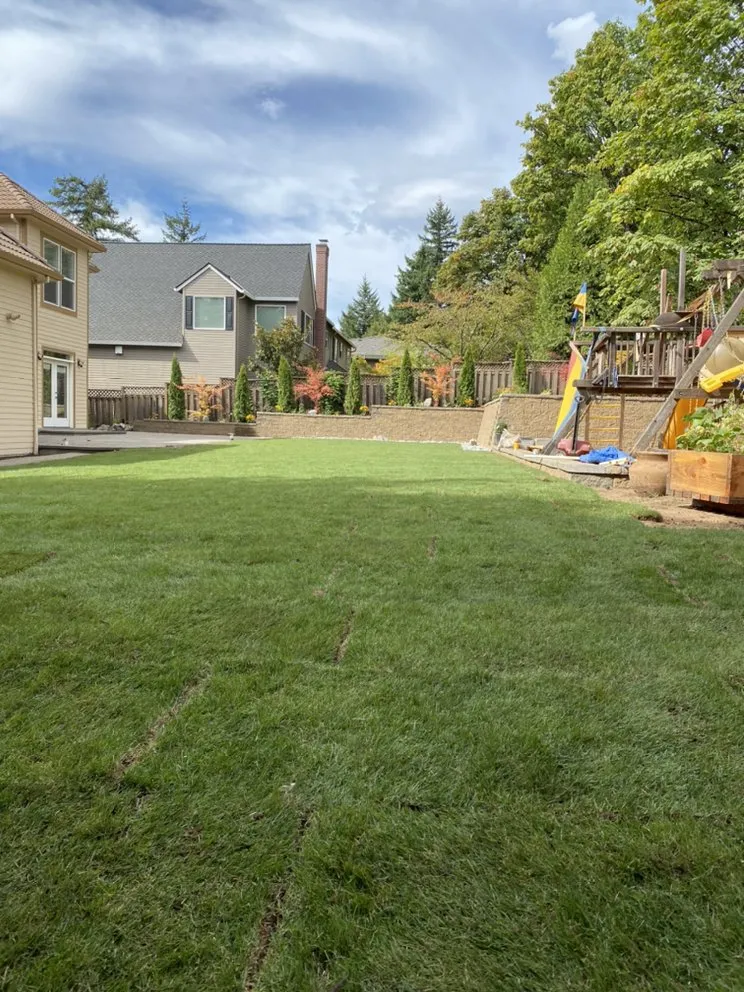 Reliable lawn care service in Vancouver, WA - Cerons Landscape
