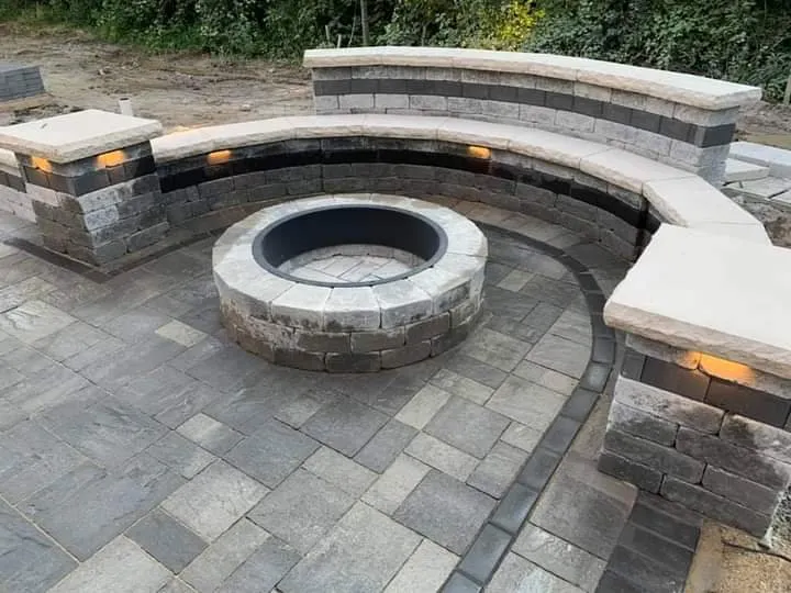 Professional landscaping services in Detroit, MI by Cerralvo Service