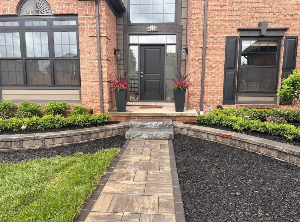Custom landscape design experts serving Detroit, MI - Cerralvo Service