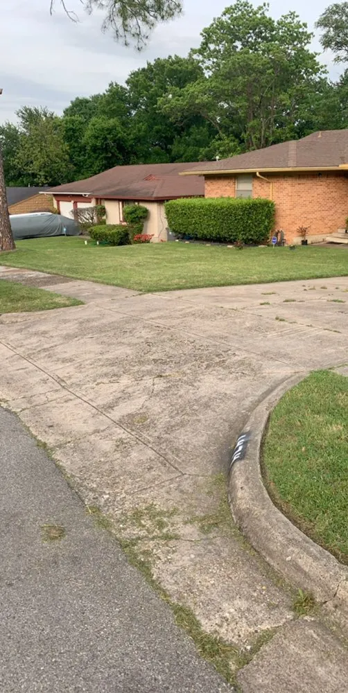 Professional yard maintenance for outdoor upgrades across Dallas, TX - Certified Bandit Lawn Care