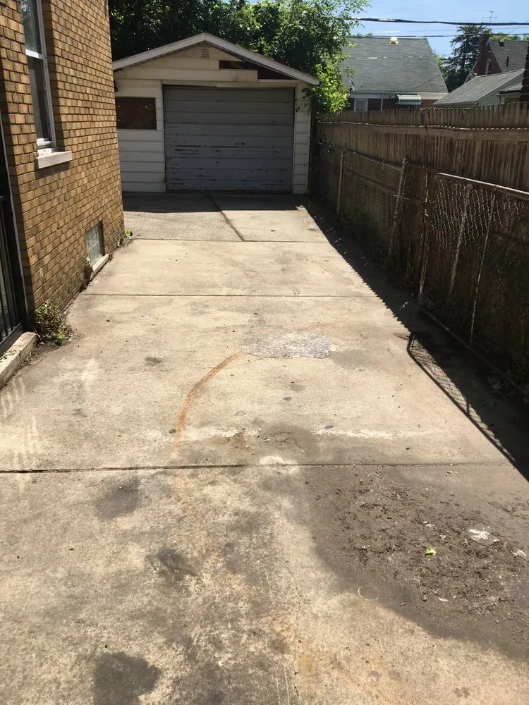 Trusted garden landscaping in Warren, MI by Certified Cuts