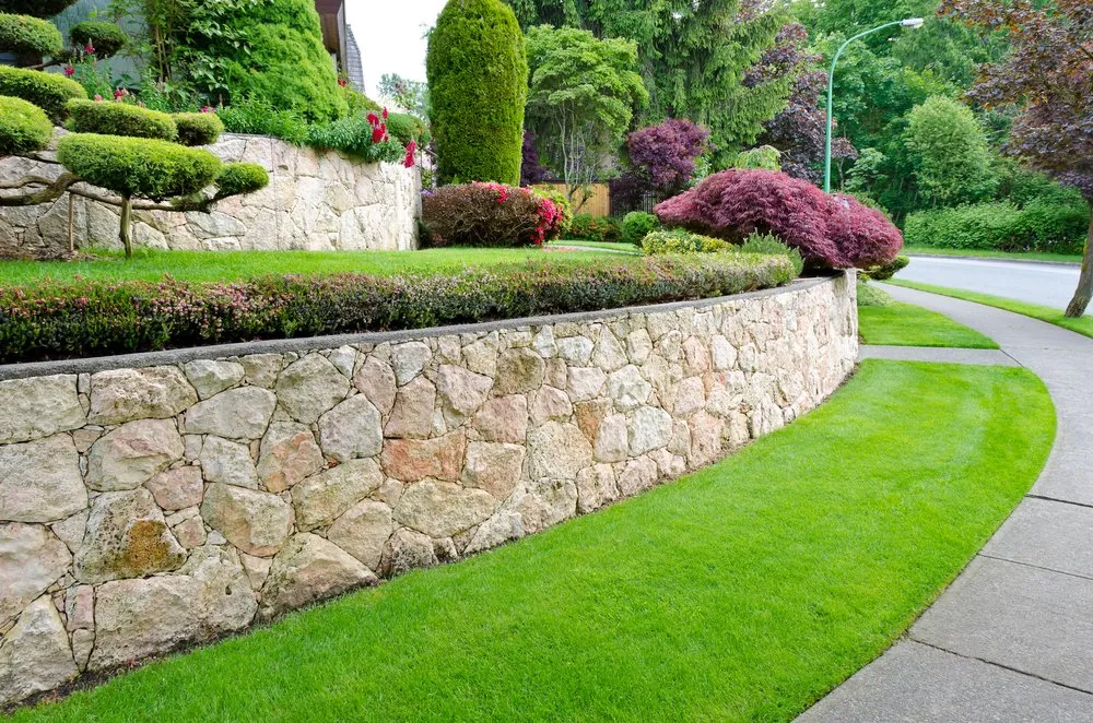Custom residential landscaping experts serving Inwood, NY - Cerullo Landscape and Irrigation