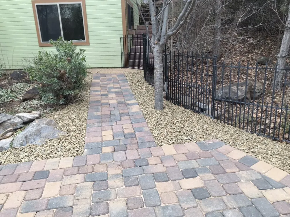 Local residential landscaping experts serving Camp Verde, AZ - Cesar & Son's Landscaping