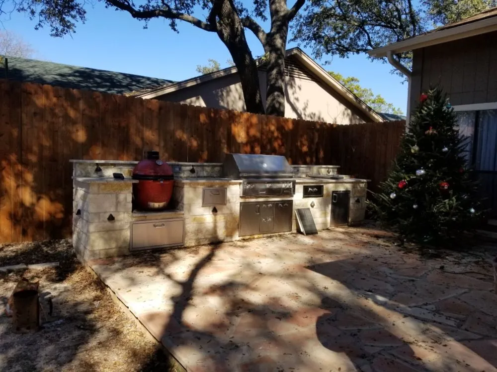 Affordable residential landscaping in Spicewood, TX by Cesar Godinez Services