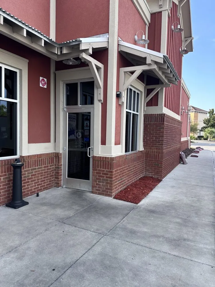 Custom garden landscaping in Orlando, FL by Cesar Quality Landscaping