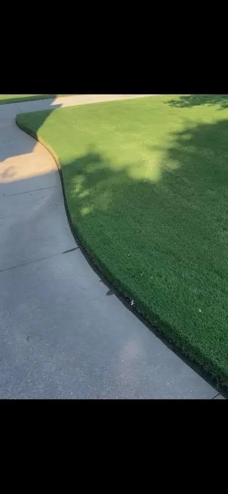 Reliable garden landscaping for beautiful yards in Springdale, AR by Cesar’s Lawn Care