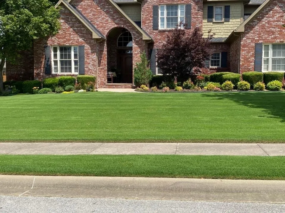 Top-rated landscape installation in Springdale, AR - Cesar’s Lawn Care