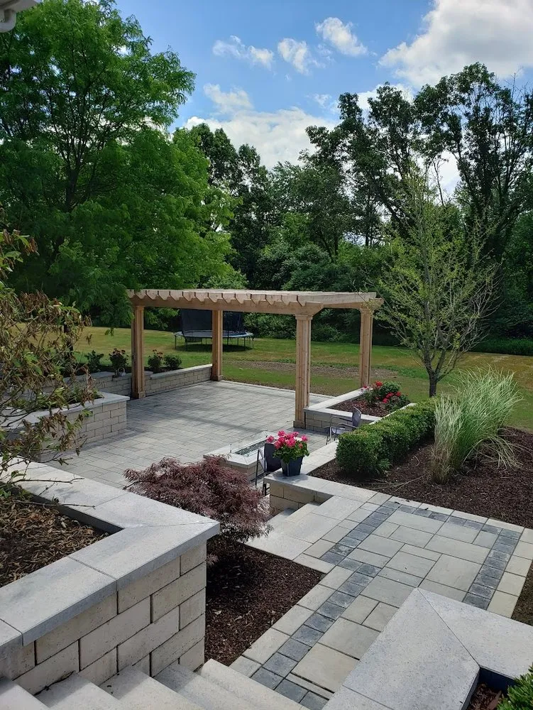 Custom landscape design experts serving Ypsilanti, MI - Cesar’s Lawn Care