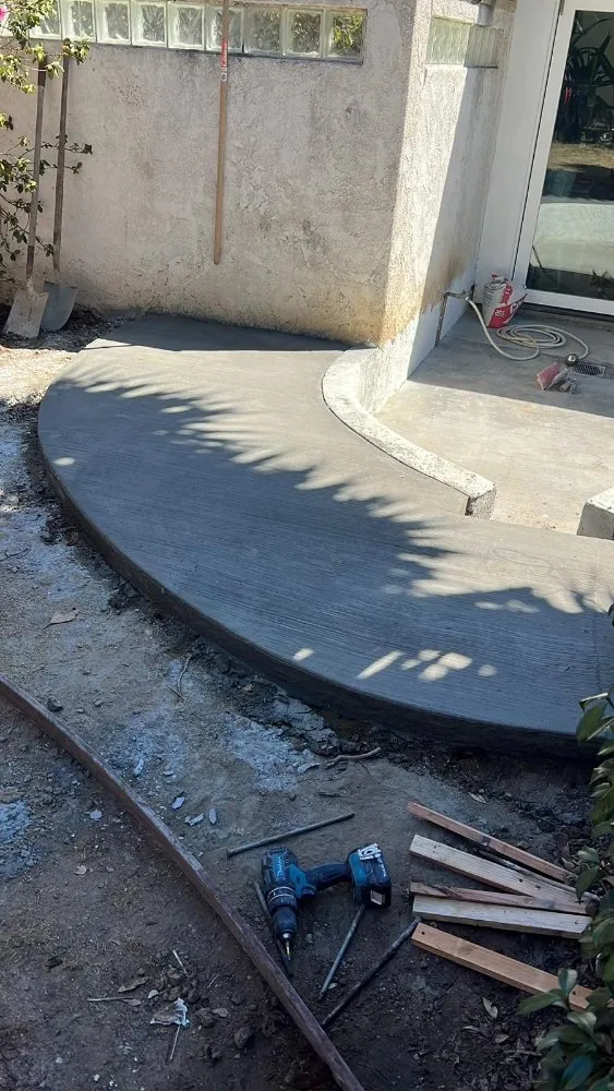 Top-rated yard cleanup service experts serving Lynwood, CA - Cesar's Masonry