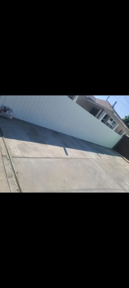 Top-rated lawn mowing service for outdoor upgrades in Lynwood, CA by Cesar's Masonry