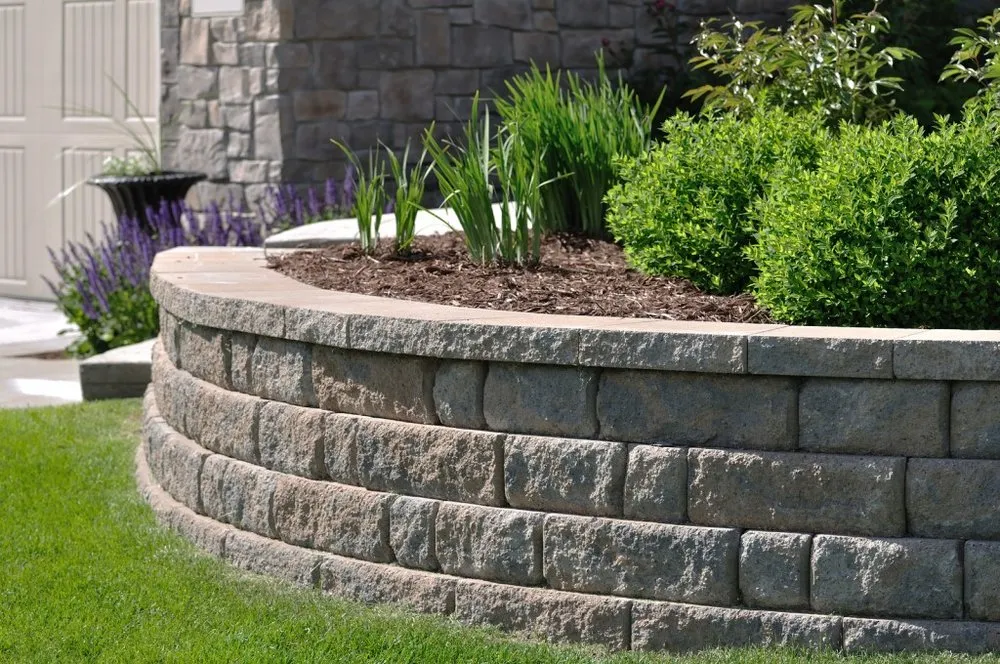 Top-rated outdoor landscaping in Johnson City, TN by Cesia Hardscaping & Remodeling