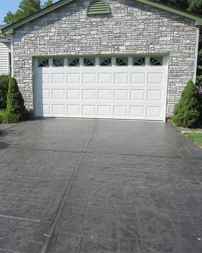 Top-rated yard cleanup service in Johnson City, TN - Cesia Hardscaping & Remodeling