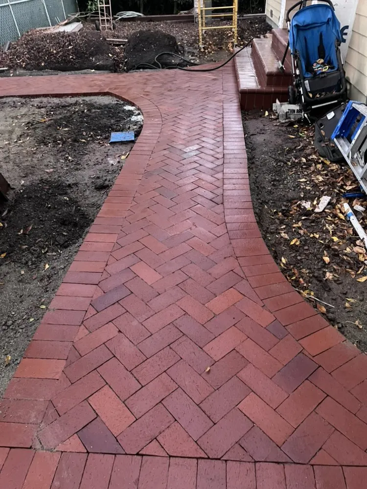 Expert landscape installation with custom design in Menlo Park, CA by CF Landscaping