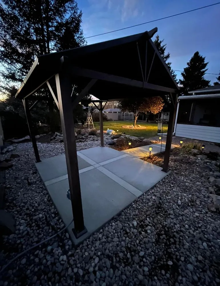 Trusted yard cleanup service experts serving Denver, CO - C.G. Concrete & Landscape