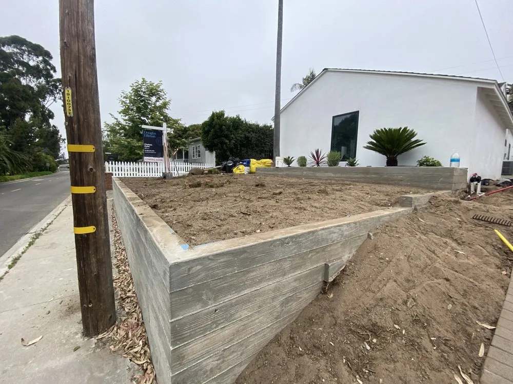 Top-rated yard maintenance experts serving Los Angeles, CA - C&G Landscape