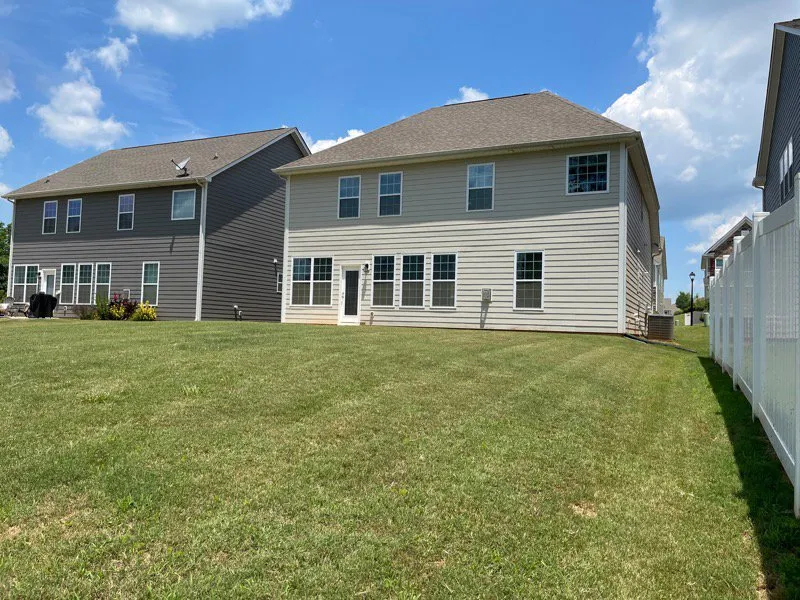 Trusted yard maintenance in Statesville, NC - C&G Lawn Care