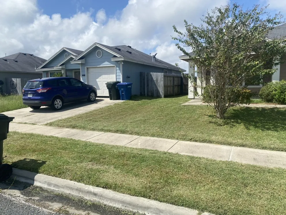 Professional lawn care service in Corpus Christi, TX - CGB Lawncare Services