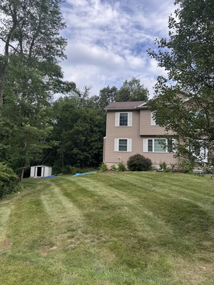 Affordable yard maintenance in Saylorsburg, PA by CGR Property Maintenance