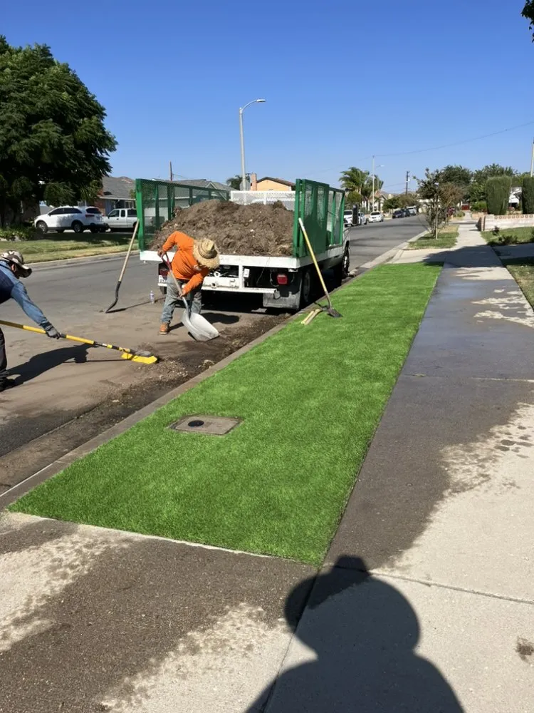 Expert lawn mowing service experts serving Monrovia, CA - Cgs Landscapes