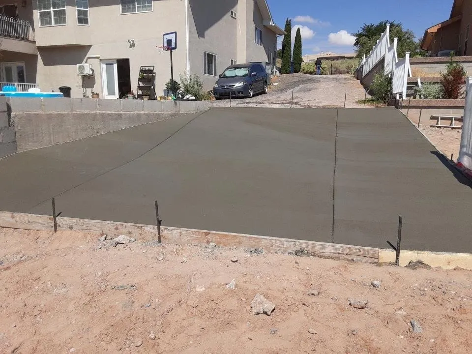 Reliable landscape design for year-round maintenance in Los Lunas, NM by CGS Landscaping