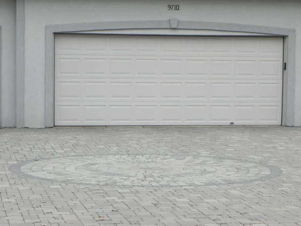 Affordable lawn care service in Lakeville, MN - CGT