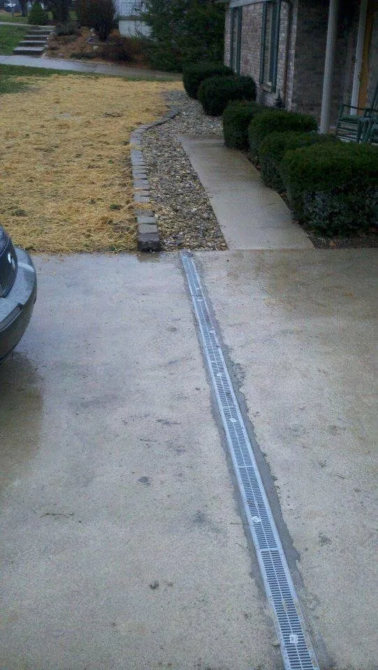 Professional yard maintenance in Bloomington, IN - C&H Lawn & Landscaping