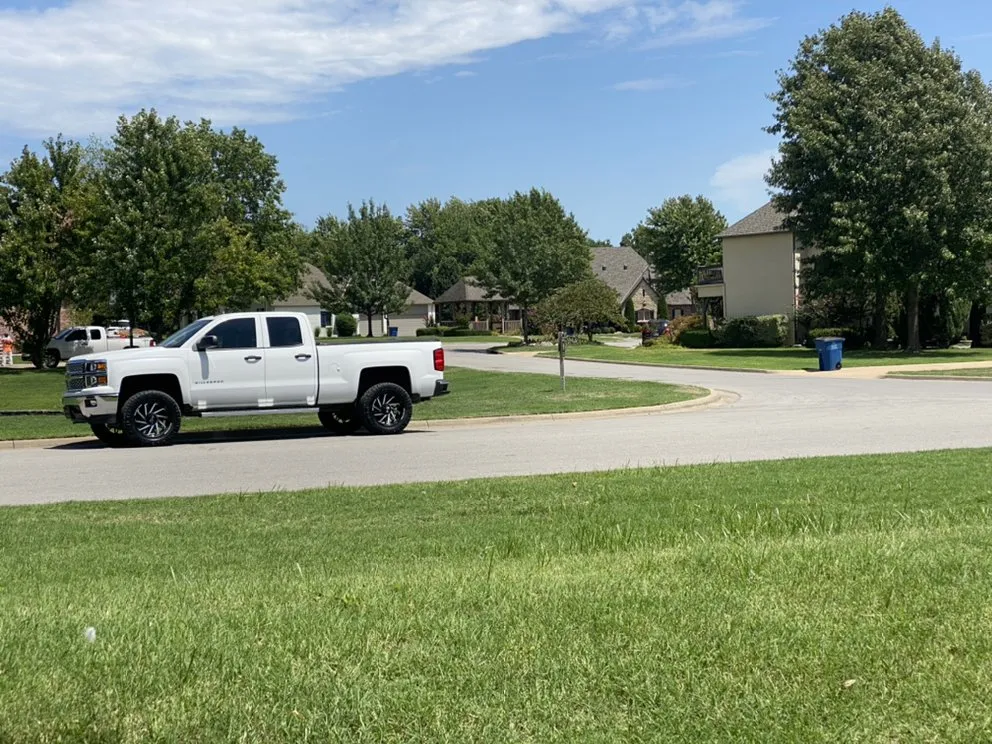 Affordable residential landscaping in Tulsa, OK - C&H Lawncare