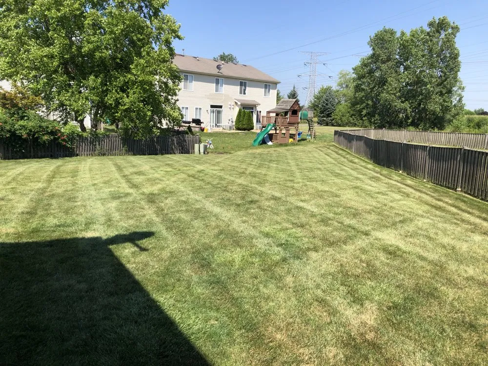 Custom garden landscaping in Romeoville, IL by Chacon Landscaping