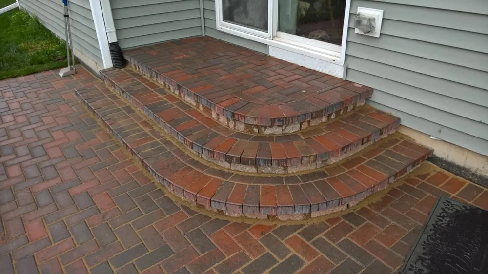 Reliable lawn mowing service in Streamwood, IL - Chad Landscaping