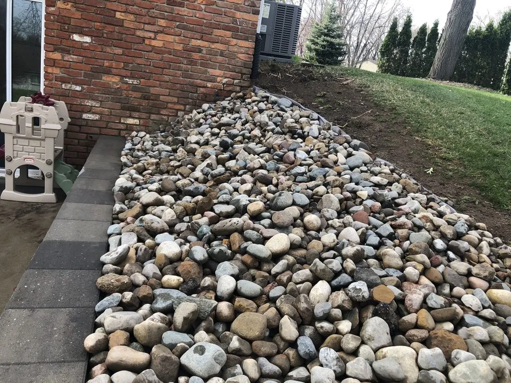 Professional yard cleanup service in Waterford, MI - Chad's Landscaping