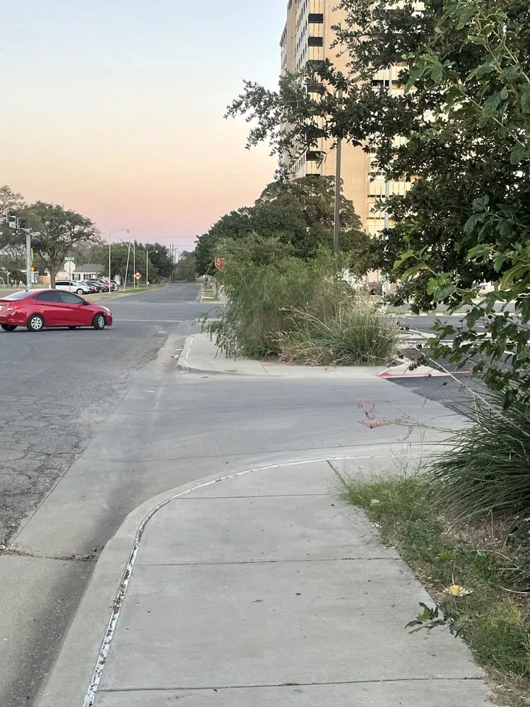 Custom lawn care service with custom design across Lubbock, TX - Chads Lawn Care