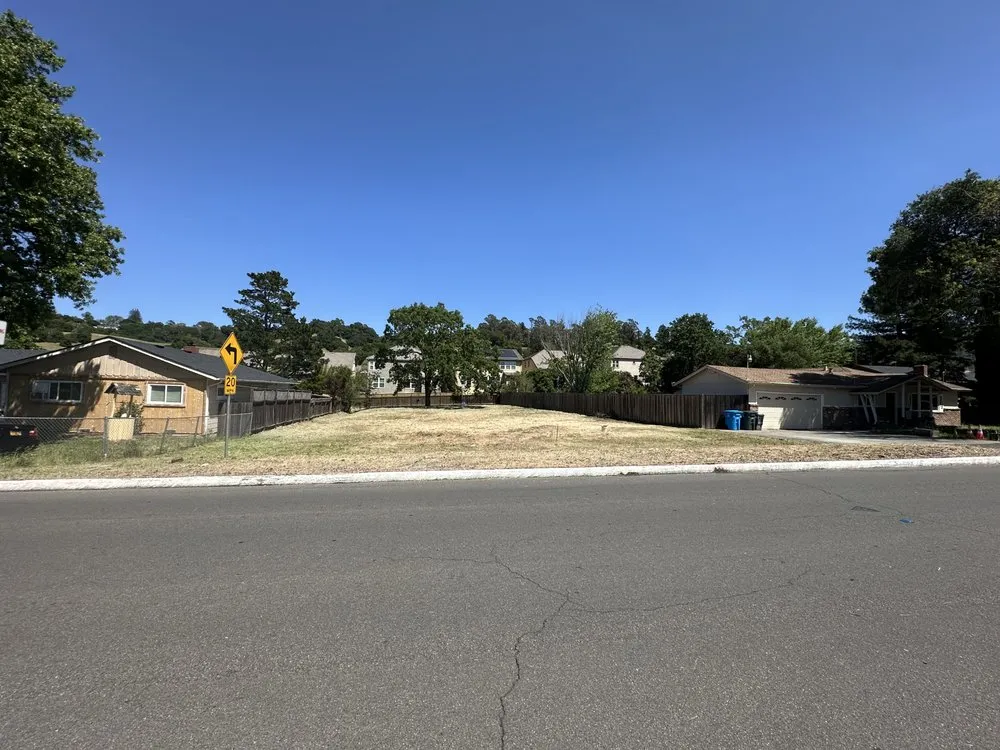 Reliable lawn mowing service in Hidden Valley Lake, CA by Chads Weed Whacking And Fire Fuel Remediation