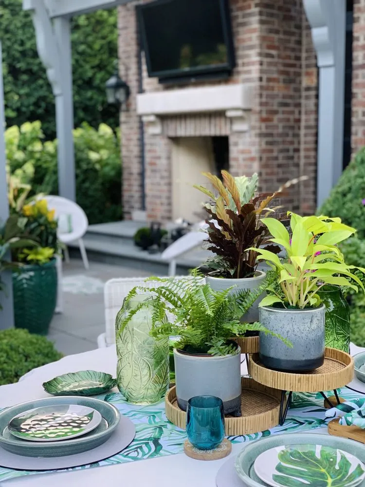 Professional lawn care service in Wilmette, IL - Chalet Landscape