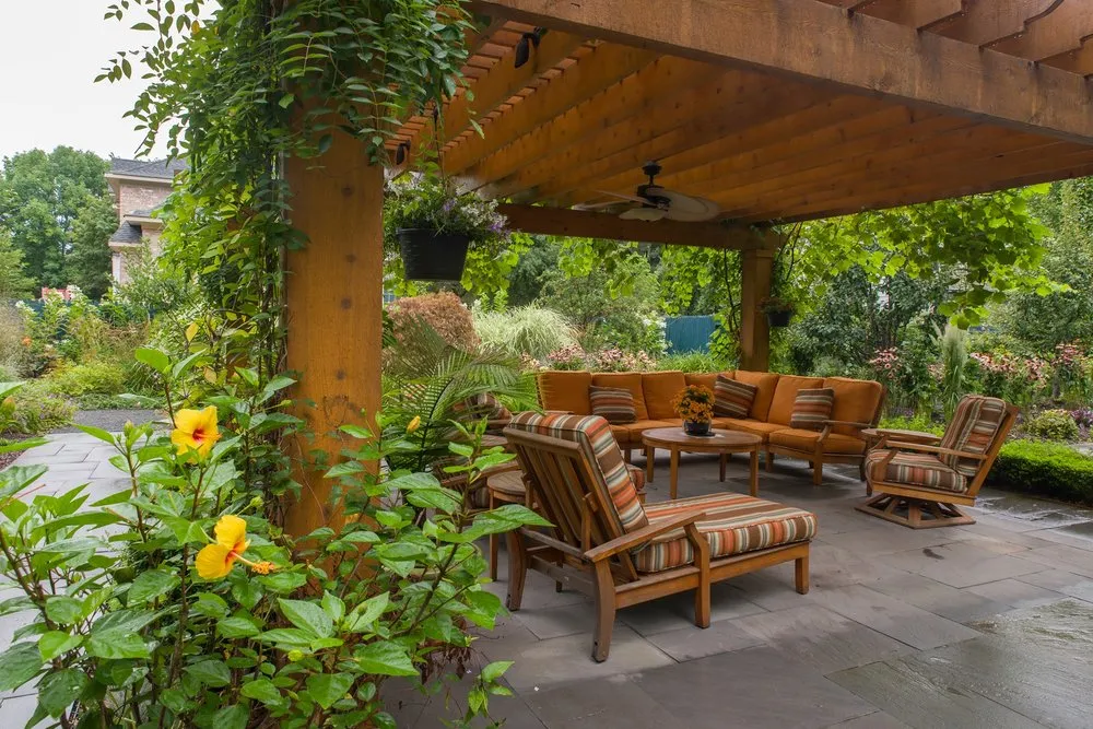 Custom lawn mowing service for beautiful yards in Wilmette, IL by Chalet Landscape