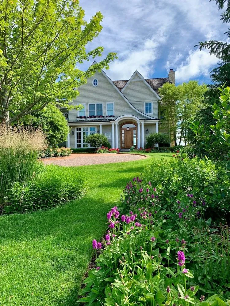 Professional landscaping services in Wilmette, IL - Chalet Landscape