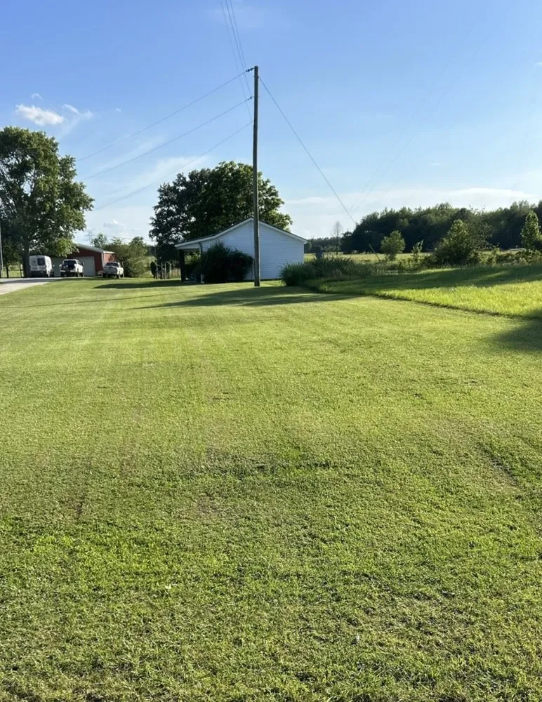 Affordable outdoor landscaping in Tuscumbia, AL - Challender Bro’s Lawn Care & Outdoor Maintenance