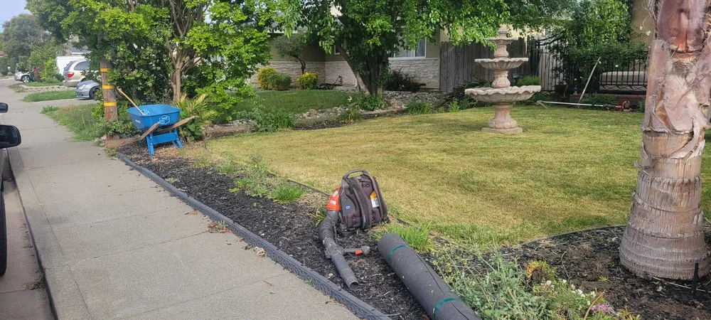 Custom landscape design in San Martin, CA by Chalos Landscape Services