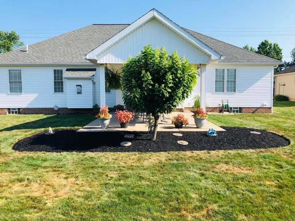 Affordable lawn care service experts serving Niles, OH - Chamberlain Lawn Care