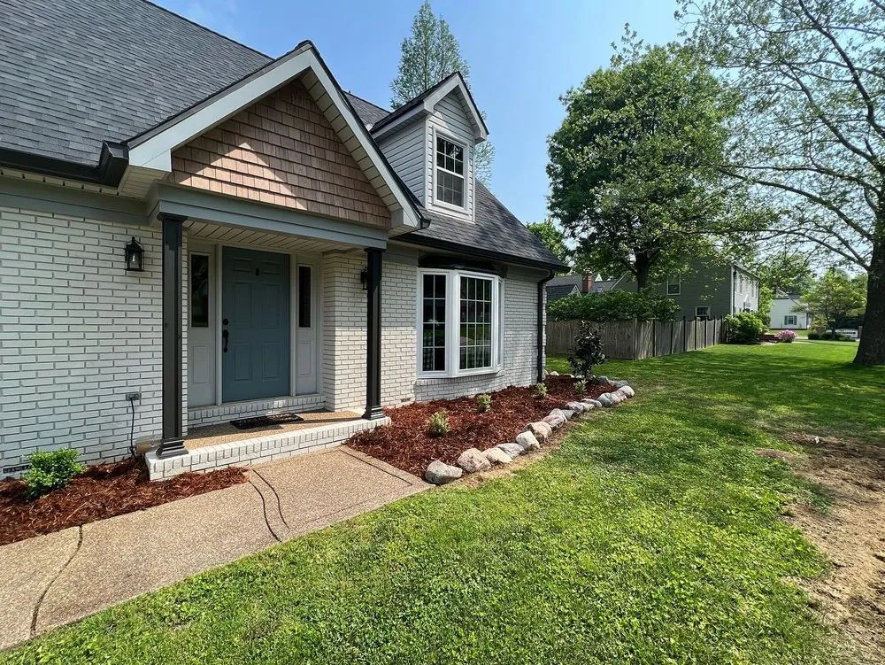 Top-rated lawn care service in Newburgh, IN - Champion Gardens