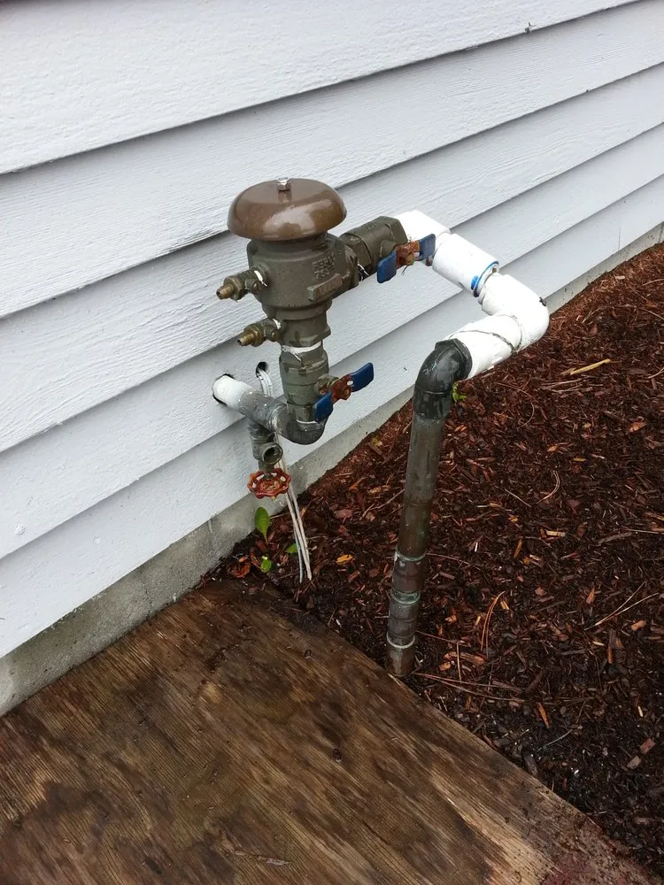 Custom garden landscaping in Belton, TX by Champion Irrigation & Service's