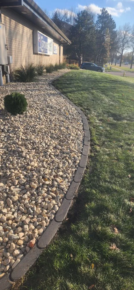 Local outdoor landscaping experts serving Sioux Falls, SD - Champion Lawn & Snow