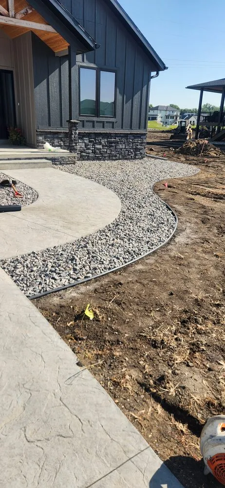 Professional lawn mowing service near you in Sioux Falls, SD by Champion Lawn & Snow