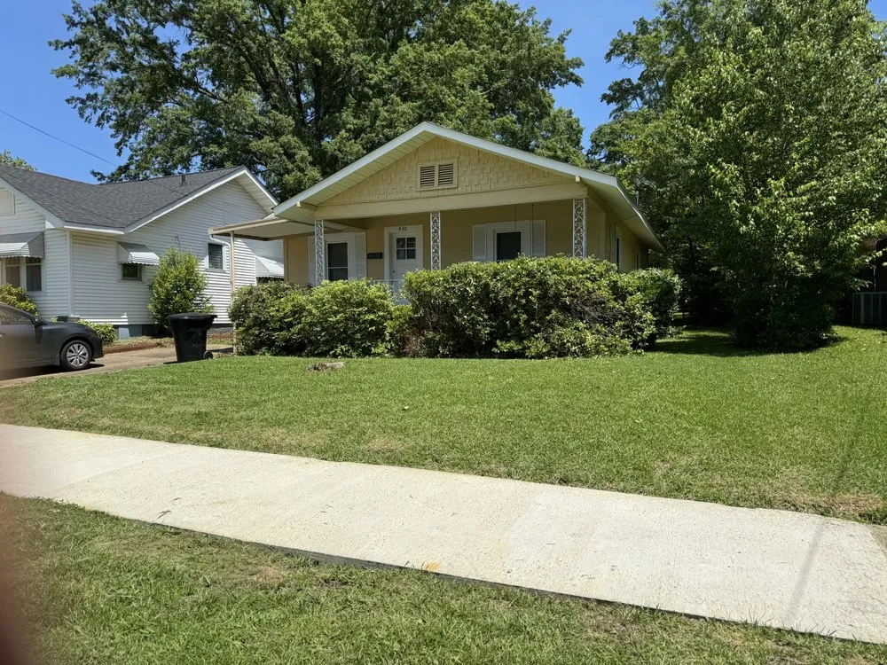 Reliable yard cleanup service in Gadsden, AL - Champion Lawn Care