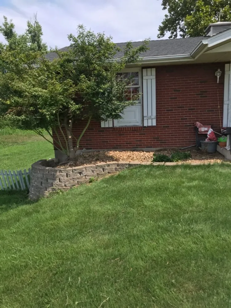 Expert lawn mowing service in Perryville, MO - Chandler Outdoor Services