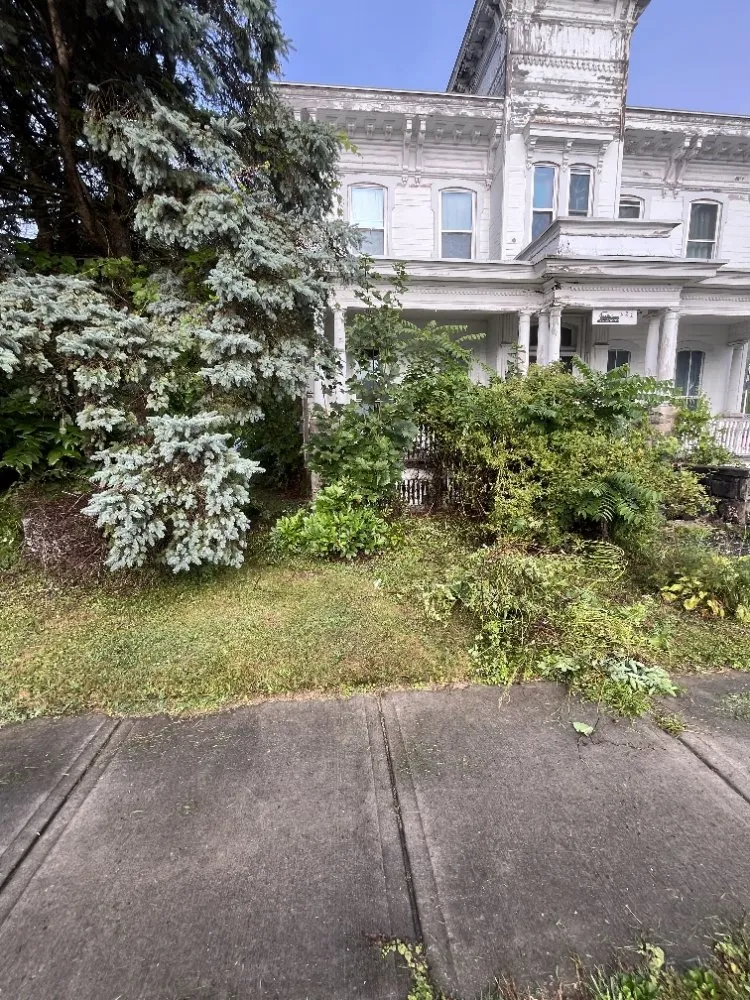 Expert yard cleanup service in Herkimer, NY - Chandlers All Seasons Outdoor Services