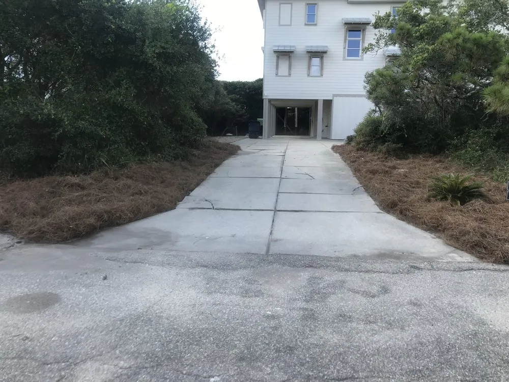 Local lawn care service experts serving Eastpoint, FL - Chandlers tractor & landscape