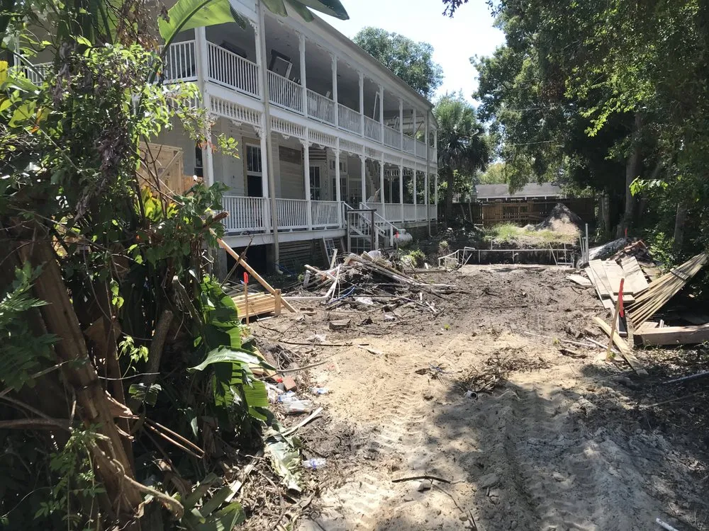 Local garden landscaping for residential properties across Eastpoint, FL - Chandlers tractor & landscape